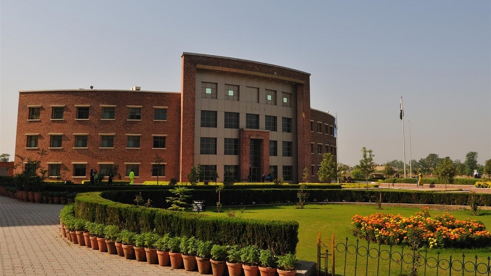 COMSATS beats NUST to become best University in Pakistan